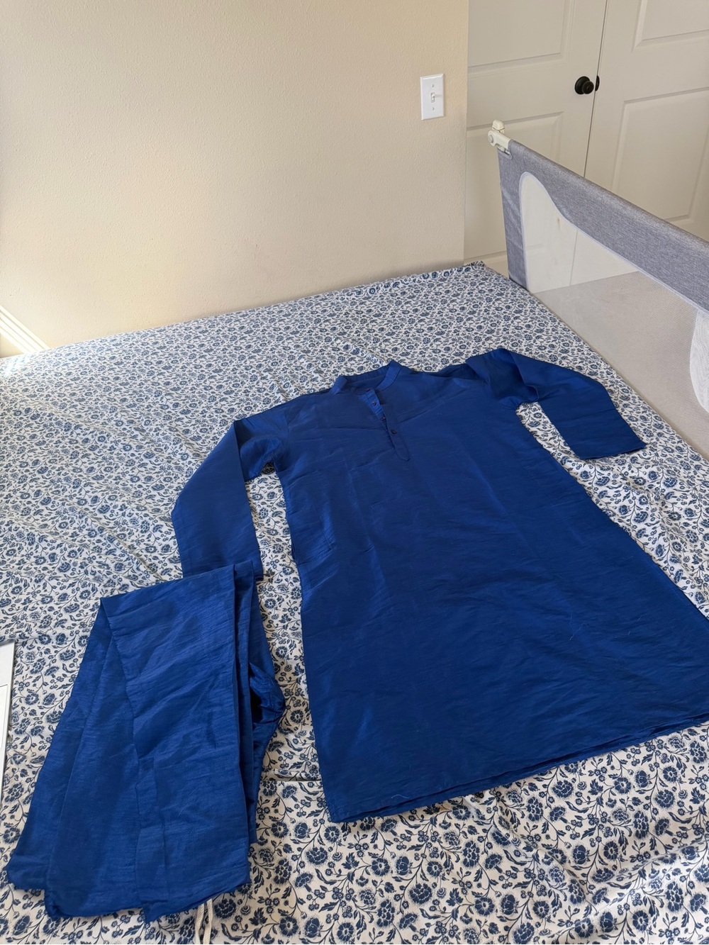 Men’s Long Sleeve Royal Blue Pajama Set